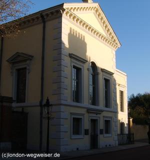 Queen's Chapel